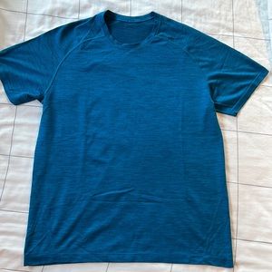 Lululemon Metal Vent Tech